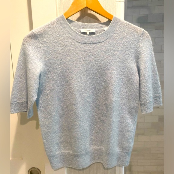 Vince Sweaters - Vince cashmere sweater size small. Gorgeous and so soft.